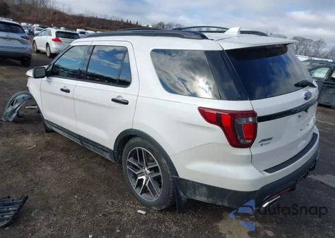 2017 Ford Explorer Sport z USA, uszkodzony, nr VIN 1FM5K8GT0HGC99065